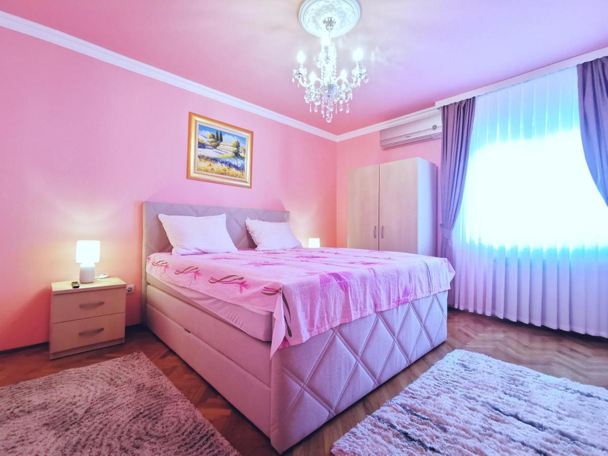 Apartments Mira Kaštela 外观 照片