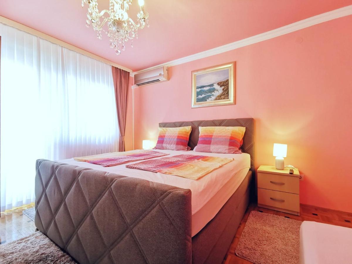 Apartments Mira Kaštela 外观 照片
